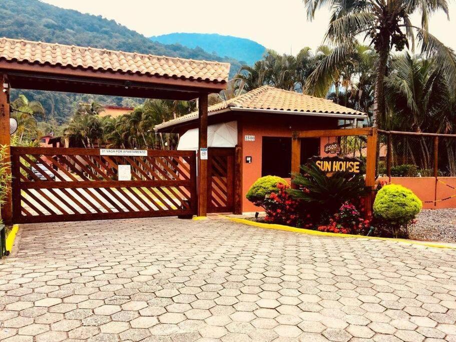 Apartamento Confortavel Maresias A 50M Da Praia Sao Sebastiao  Exterior photo